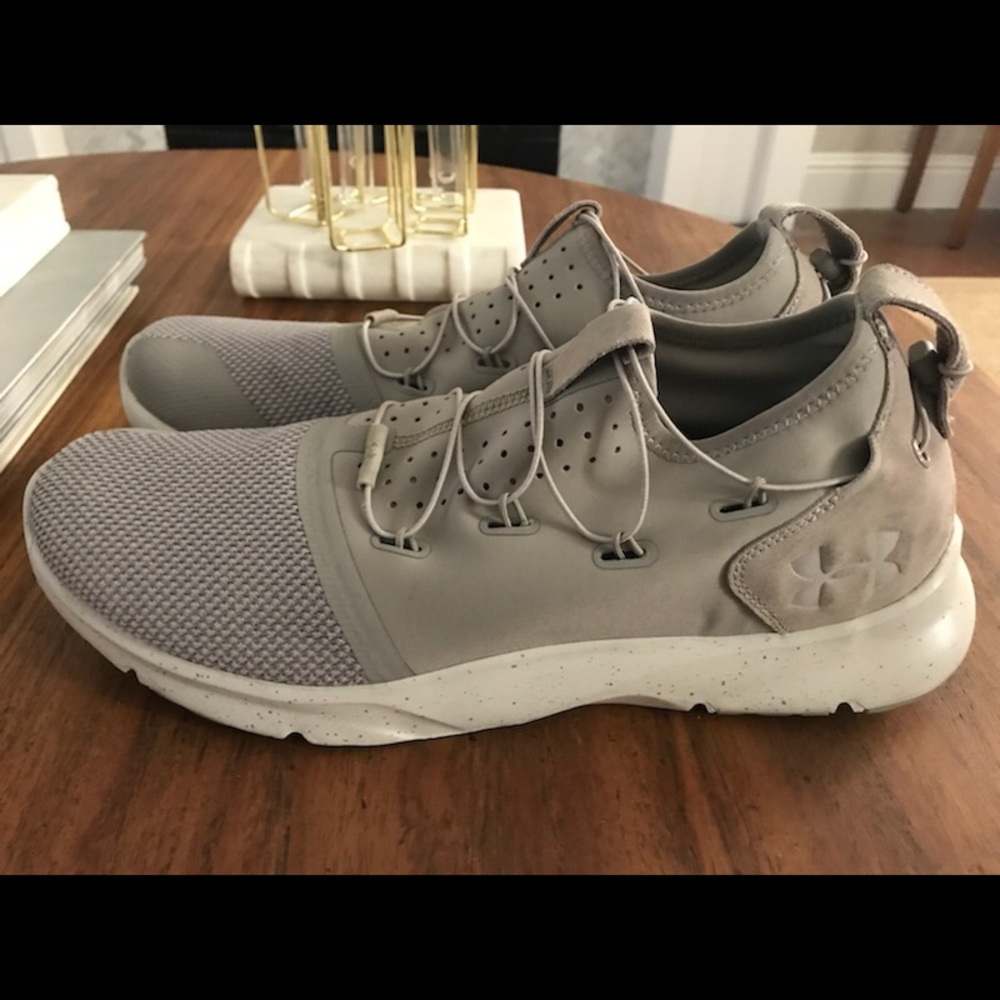 New Under Armour size 13 shoes